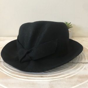 100% Wool Black Bow Ladies Hat